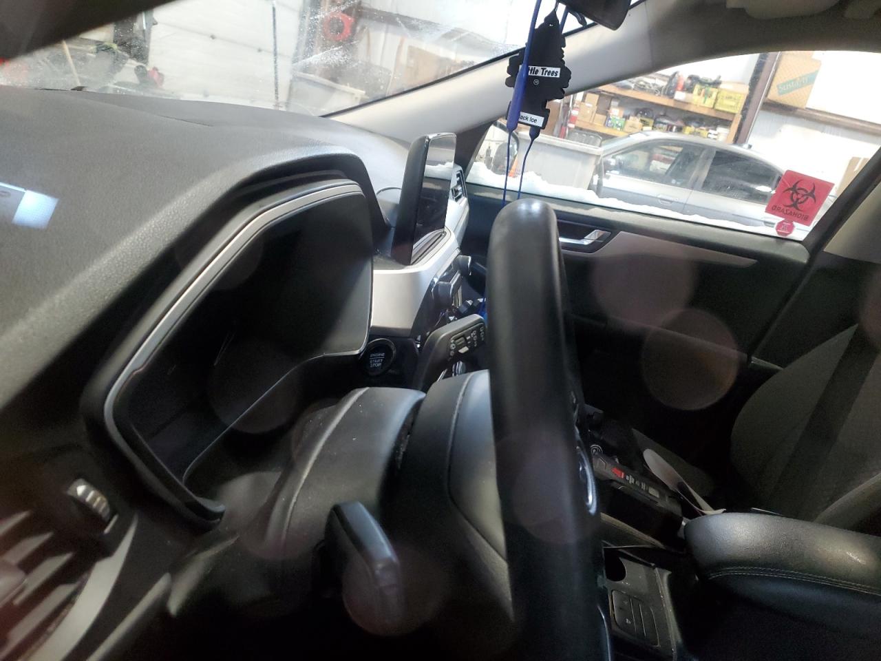 2020 Ford Escape Se VIN: 1FMCU9G63LUA17772 Lot: 82207264