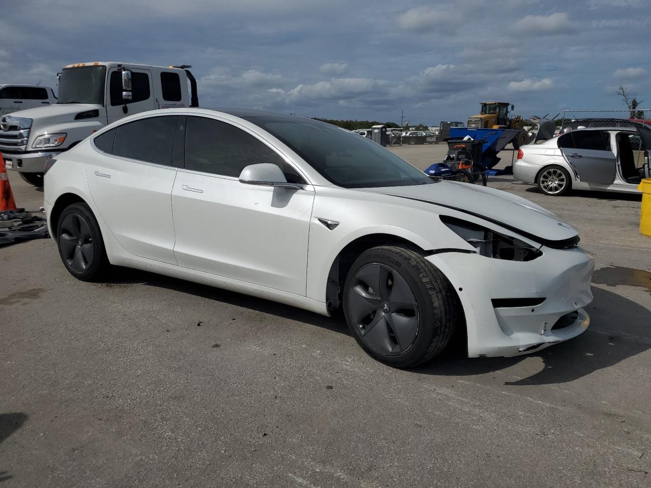 VIN 5YJ3E1EB1KF494727 2019 TESLA MODEL 3 no.4