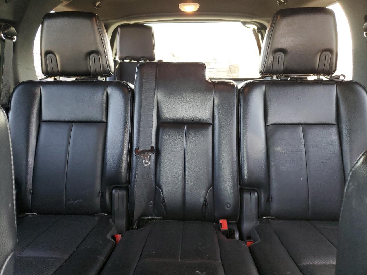 2015 Ford Expedition - Image 10