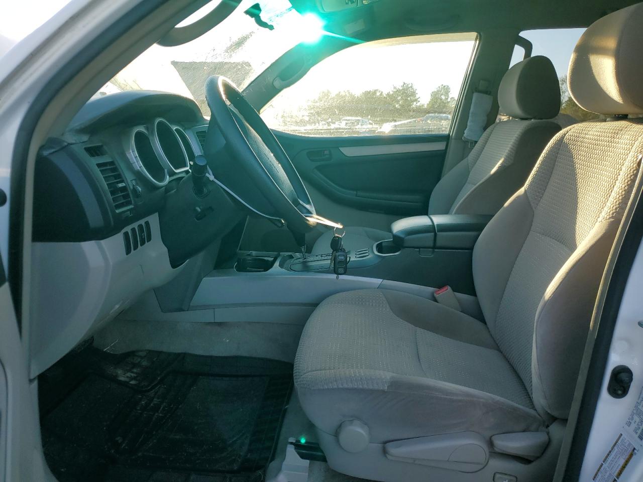 2005 Toyota 4Runner - Image 7