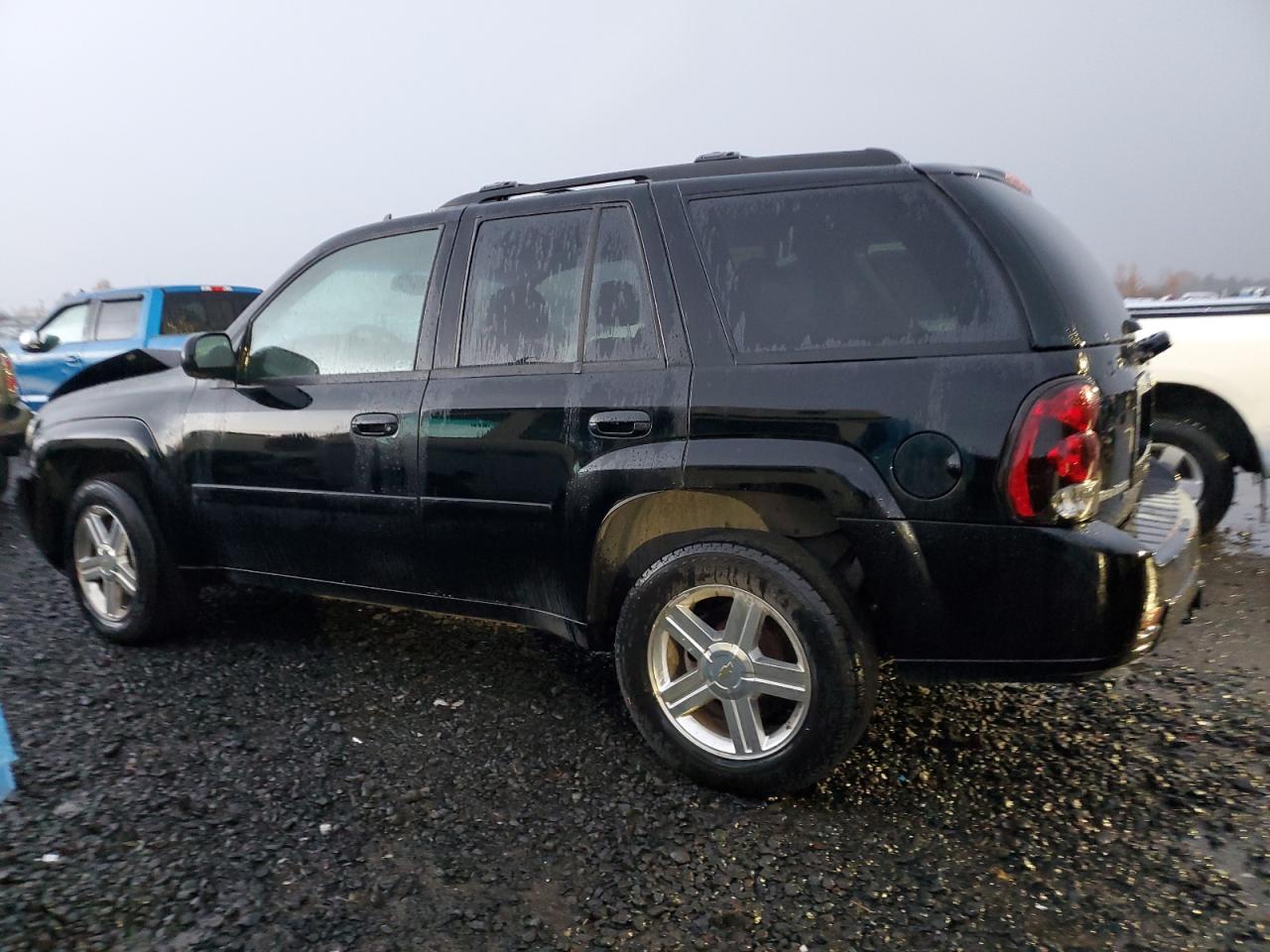 2007 Chevrolet TrailBlazer - Image 2