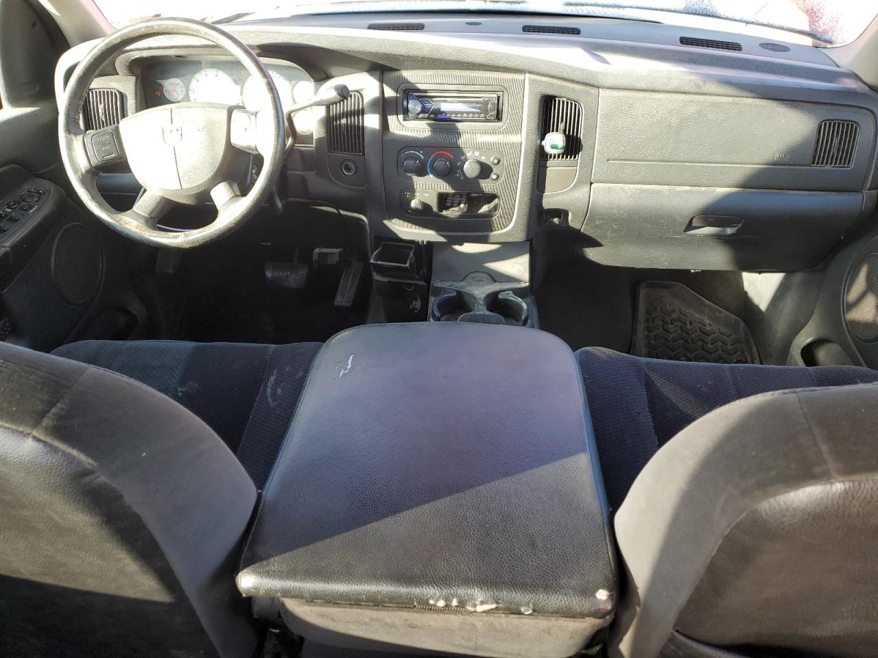 2005 Dodge RAM - Image 8