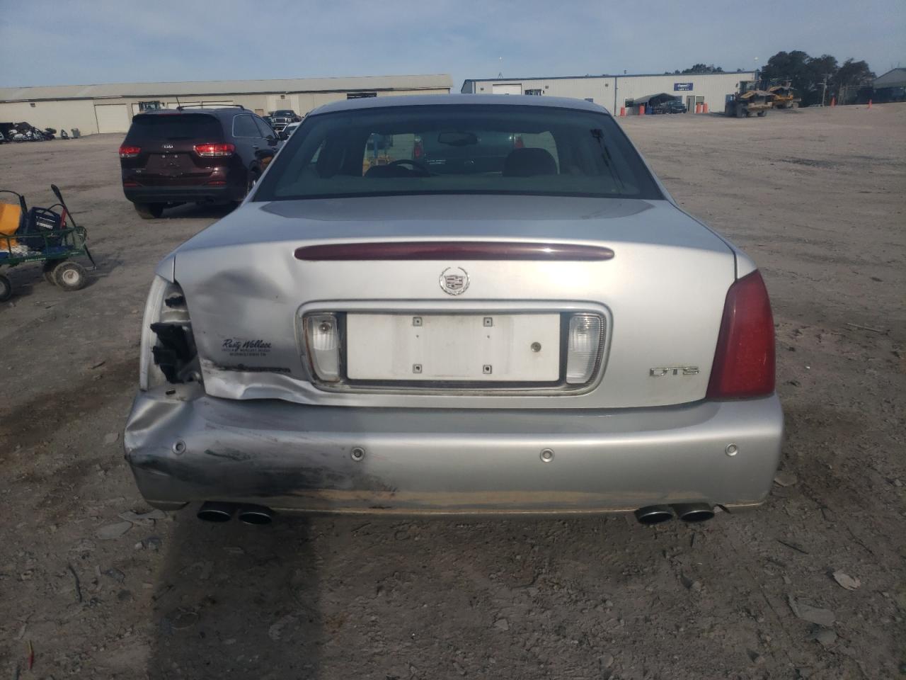 2003 Cadillac Deville Dts VIN: 1G6KF57973U163124 Lot: 78054584