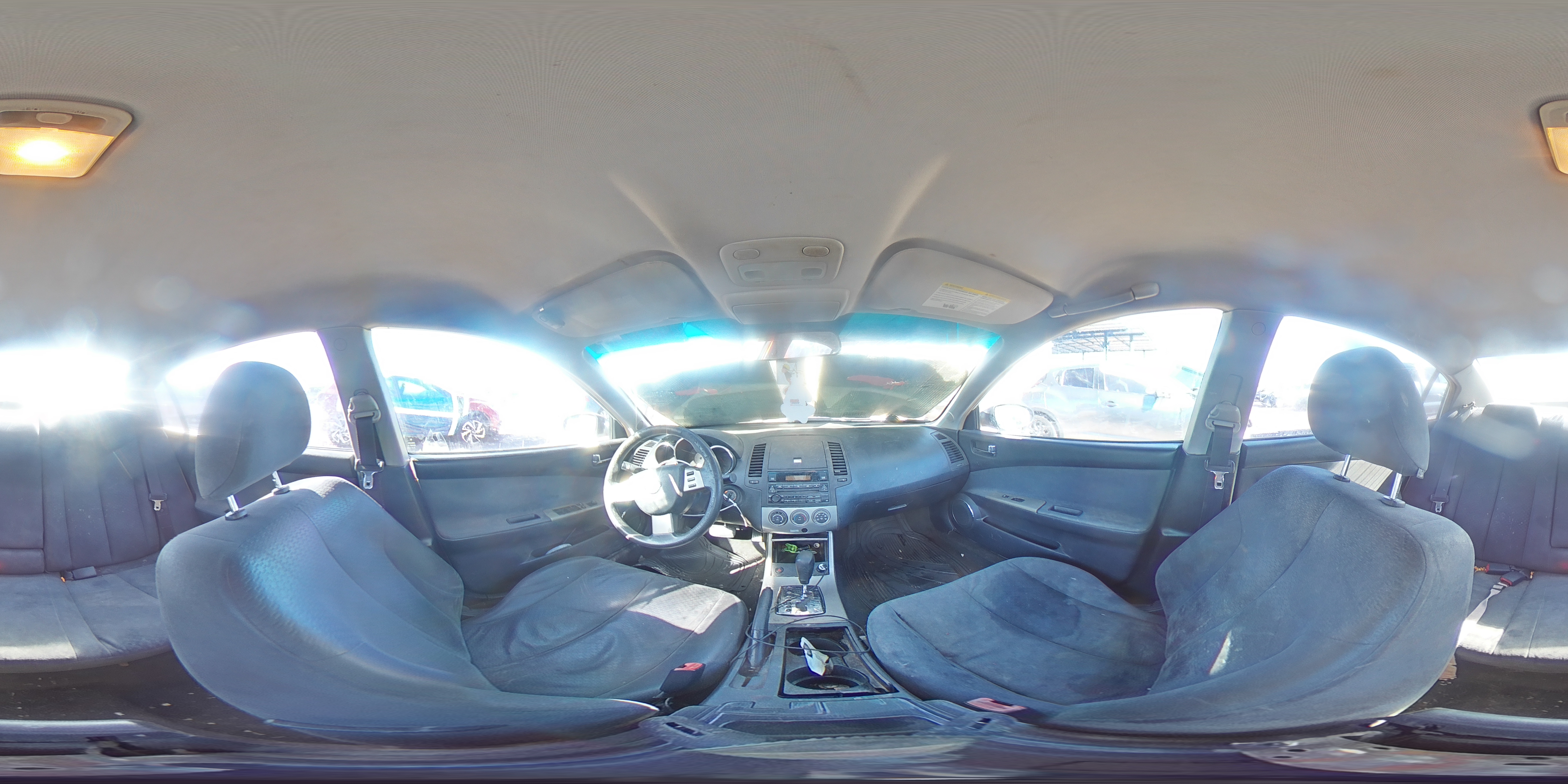 2005 Nissan Altima - Image 13