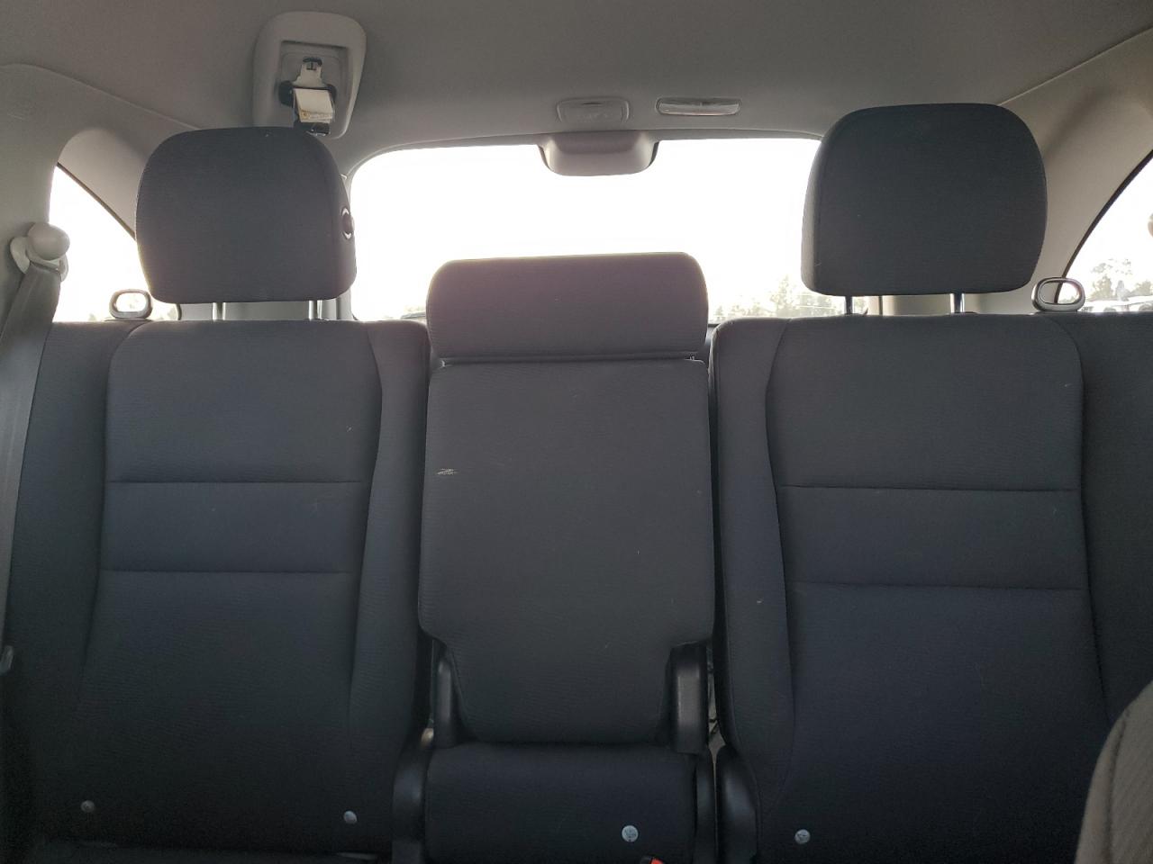 2010 Honda CR-V - Image 10