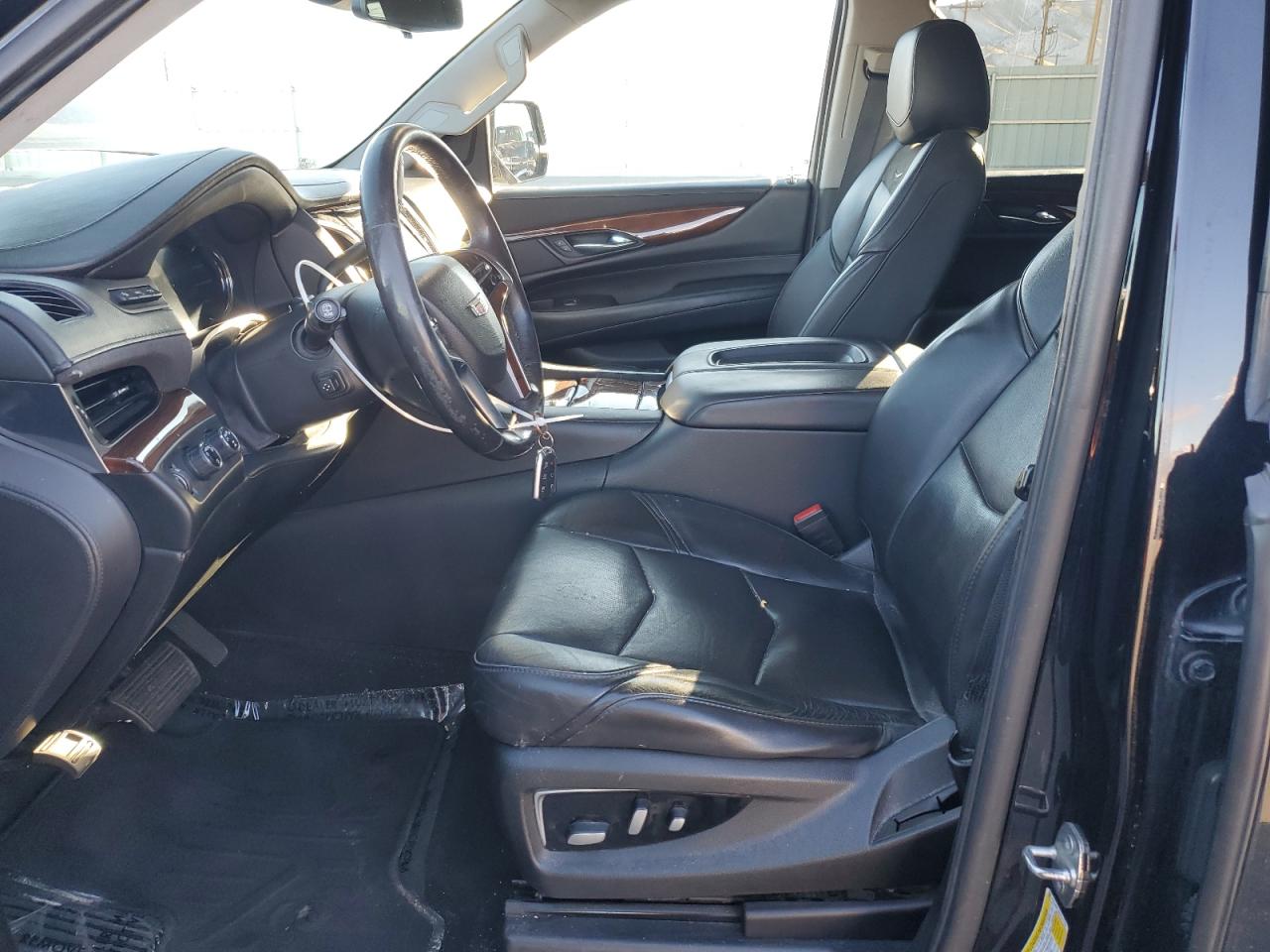 2019 Cadillac Escalade - Image 7