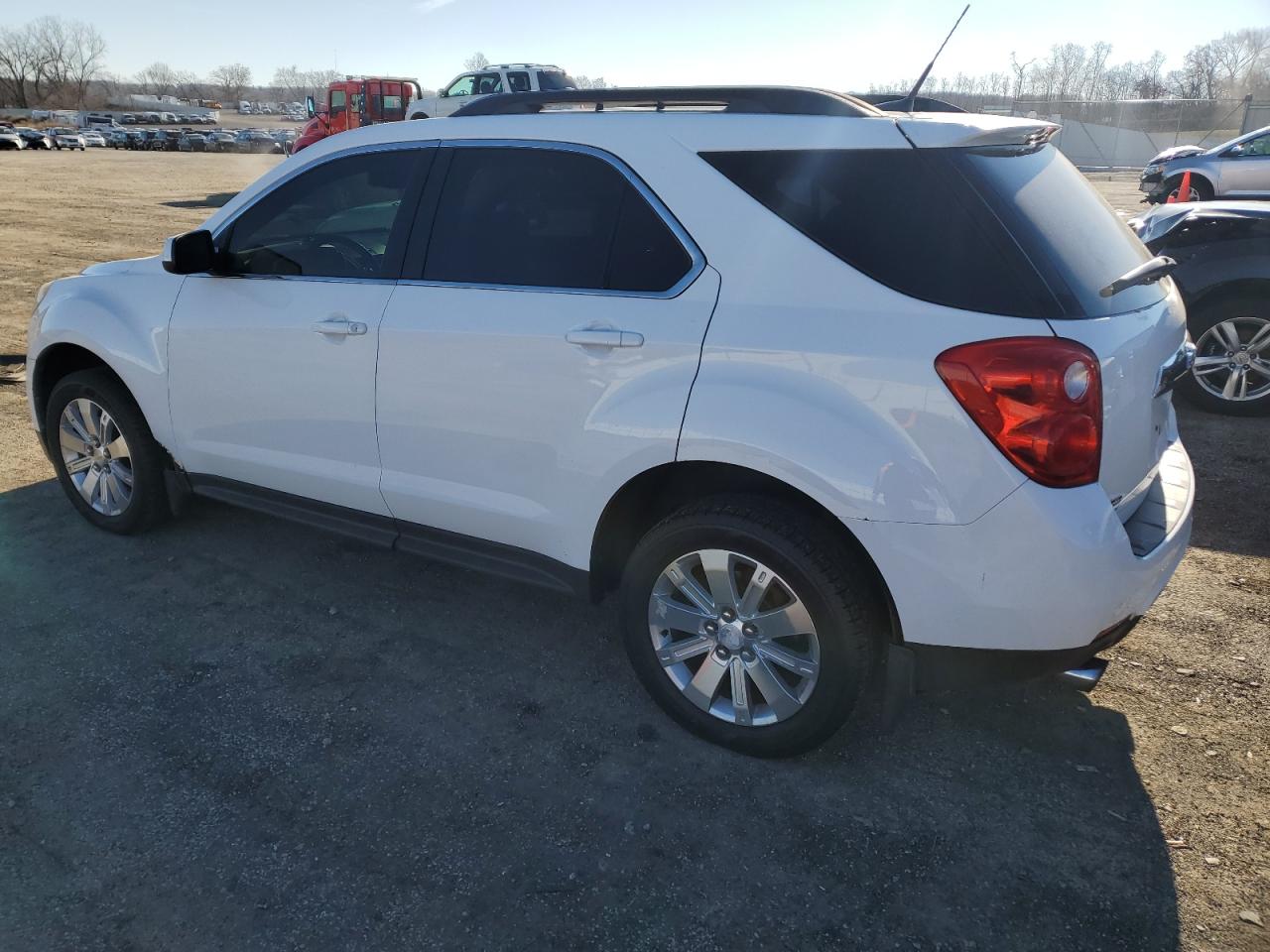 2010 Chevrolet Equinox - Image 2
