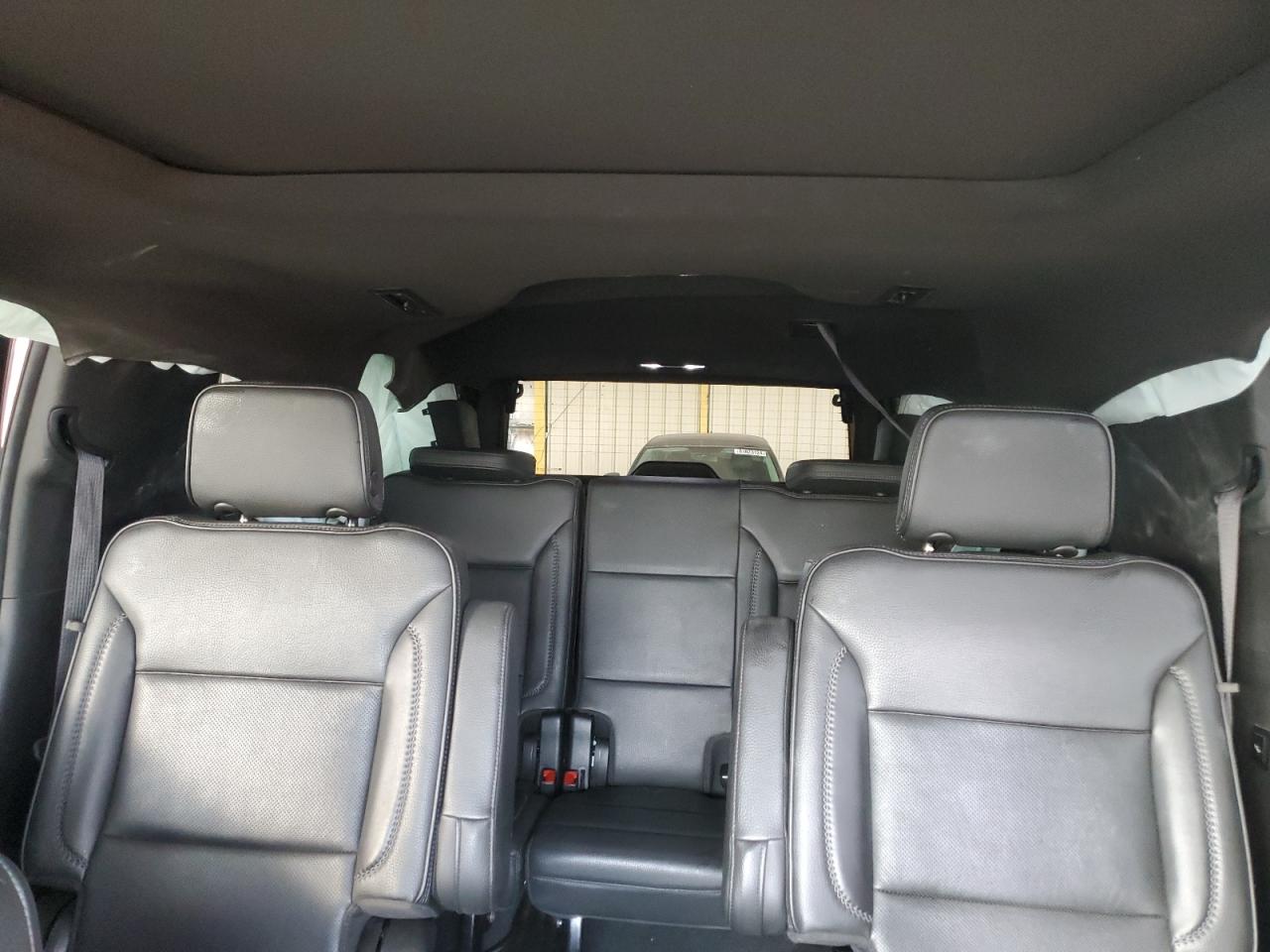 2021 GMC Yukon - Image 10