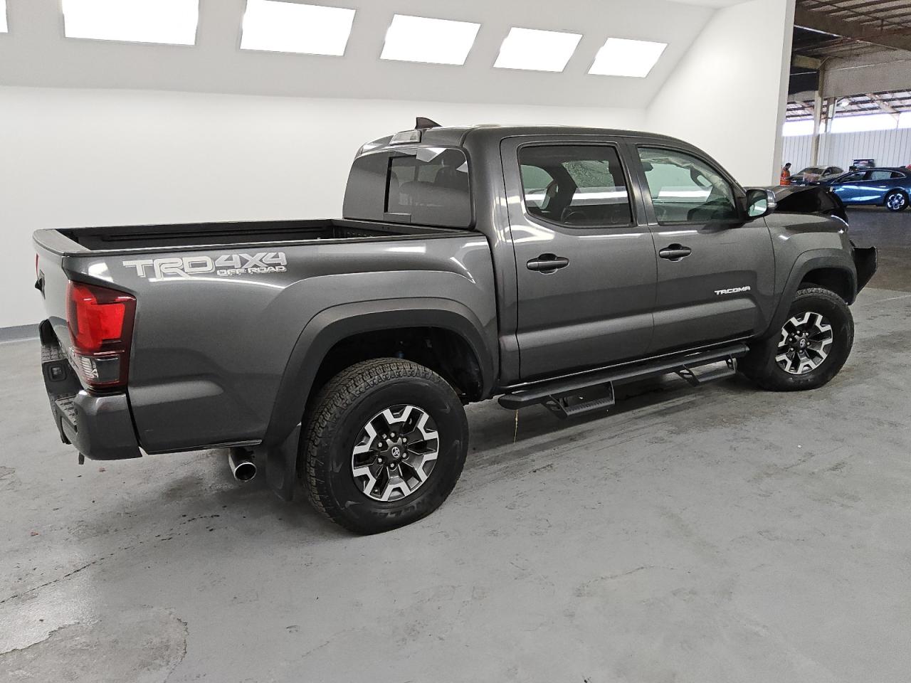 VIN 3TMCZ5AN4KM214869 2019 TOYOTA TACOMA no.3