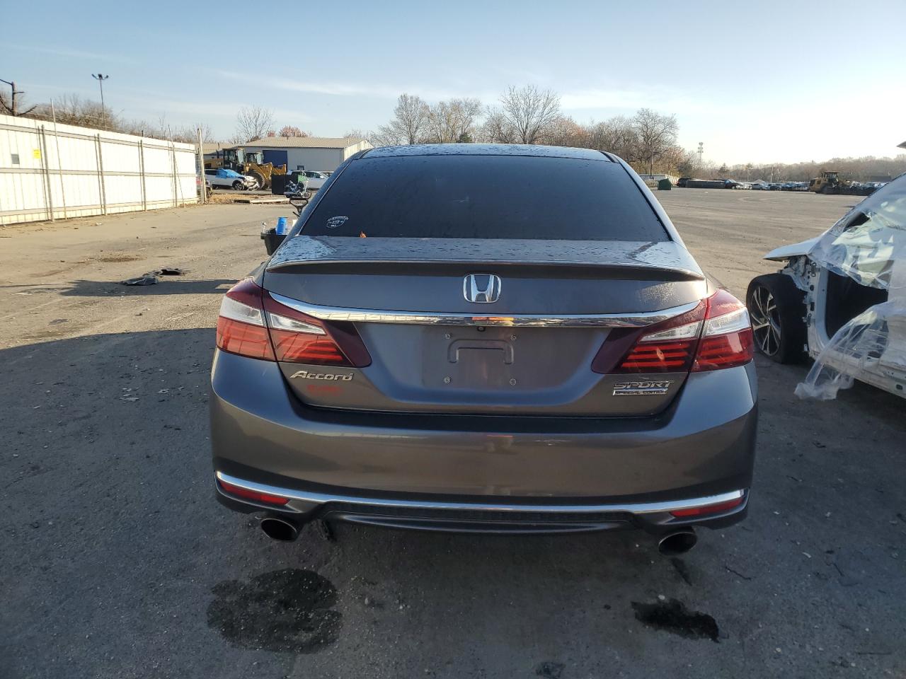 2017 Honda Accord - Image 6