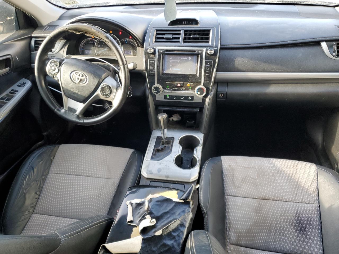 2012 Toyota Camry - Image 8