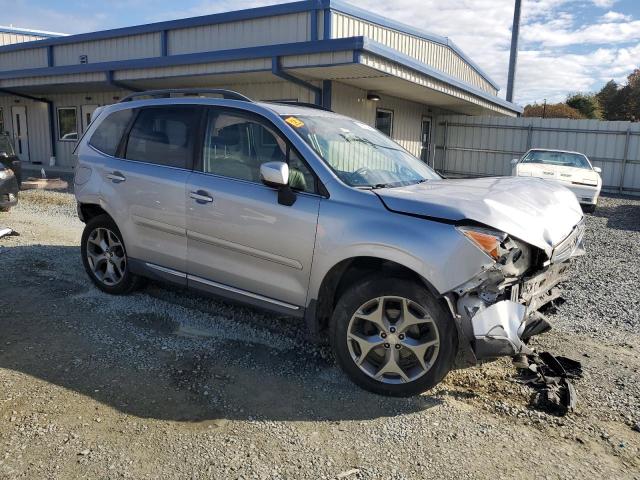  SUBARU FORESTER 2016 Серебристый