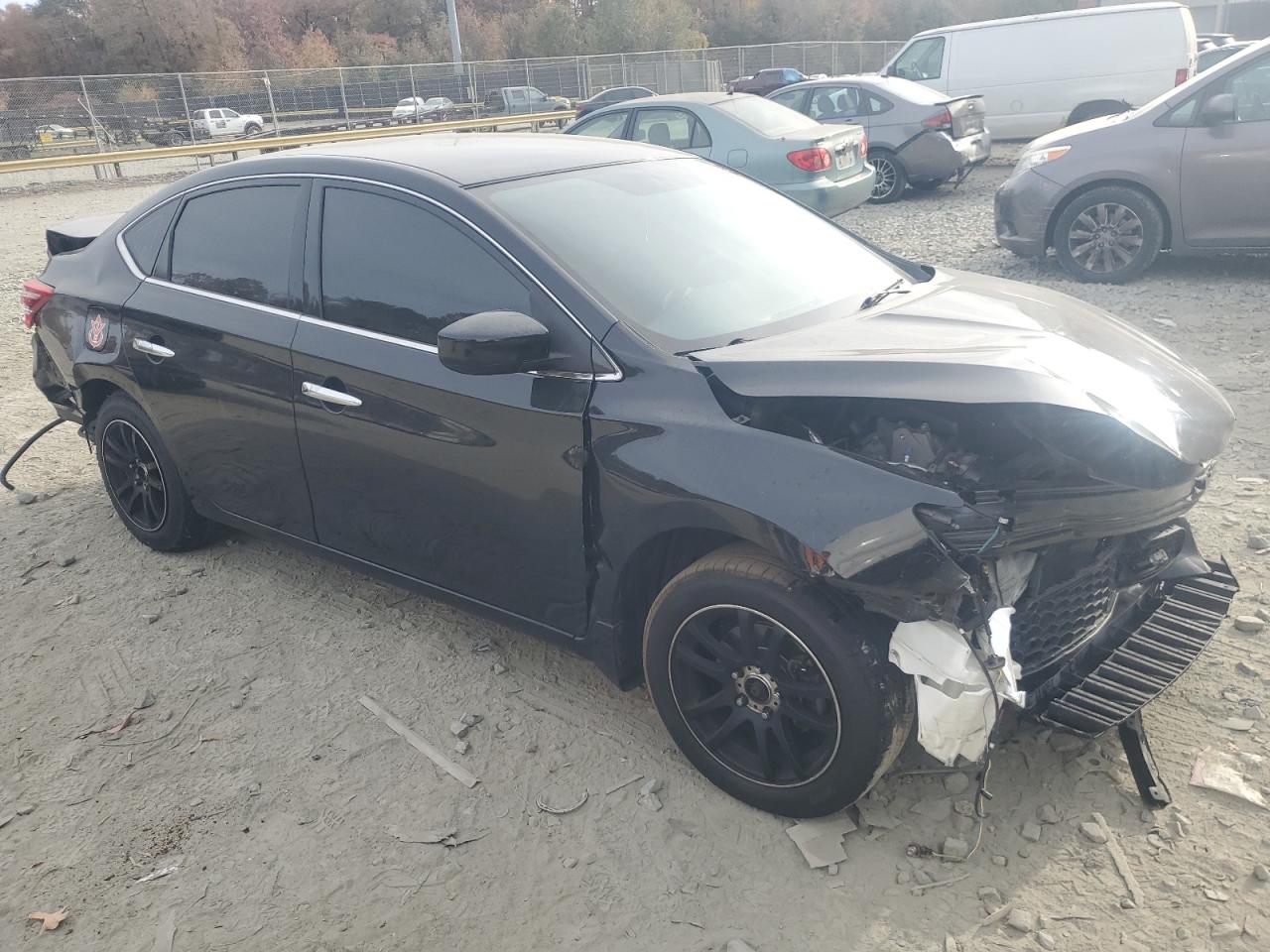 2019 Nissan Sentra - Image 4