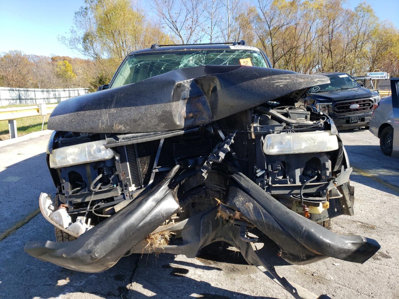 2005 Chevrolet Tahoe - Image 5