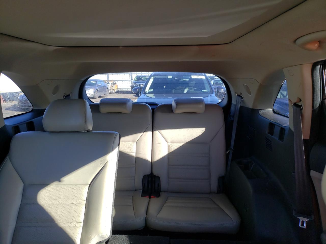 2016 Kia Sorento - Image 10