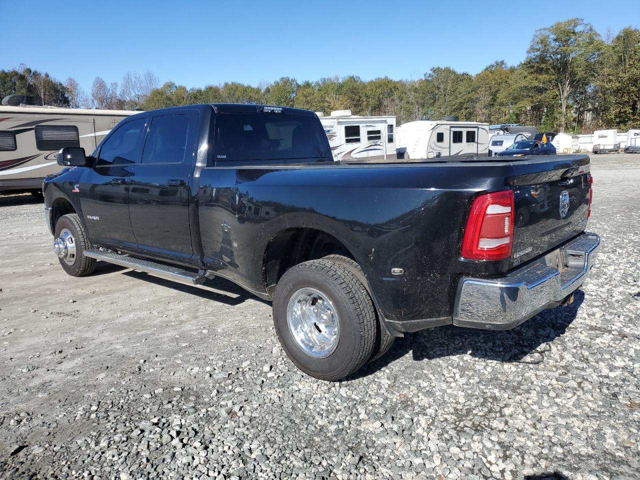 2020 RAM 3500 - Image 2