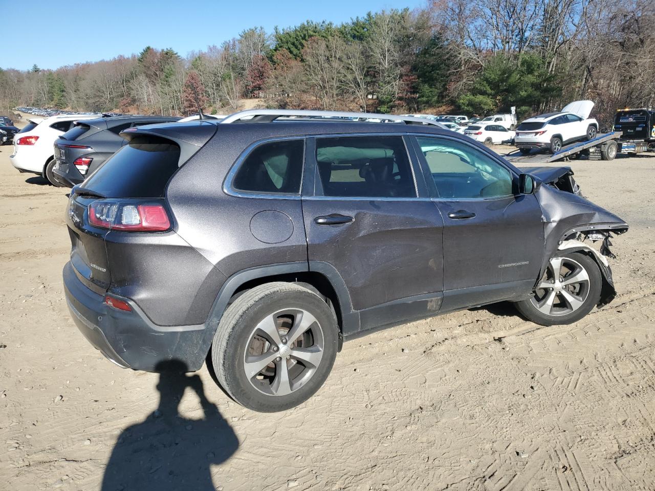 2019 Jeep Grand Cherokee - Image 3