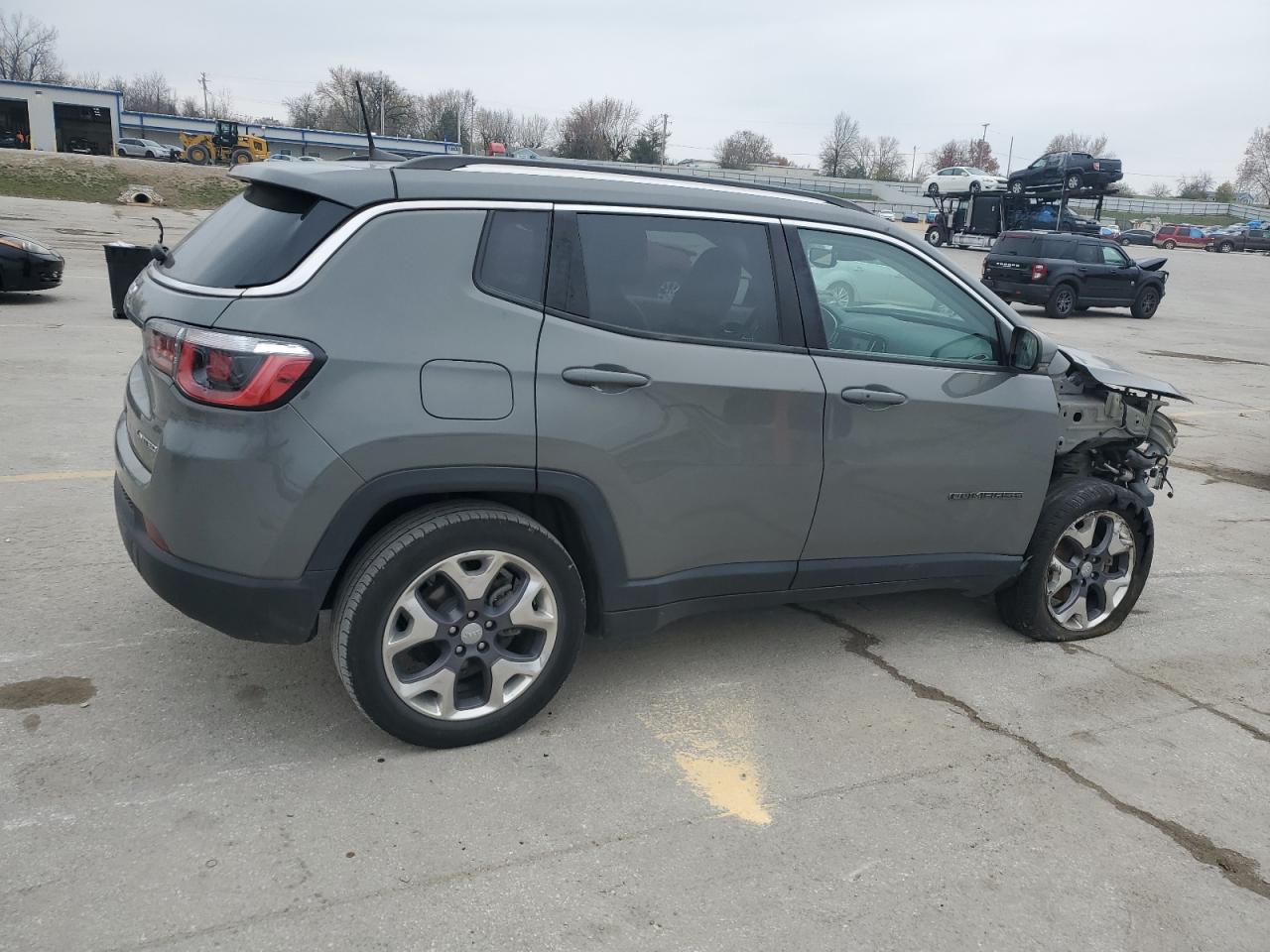 2020 Jeep Compass - Image 3