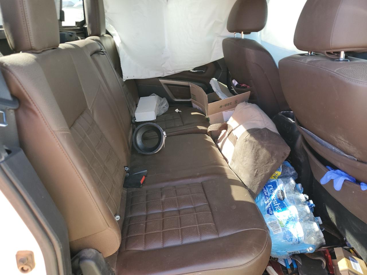 2020 Nissan Titan - Image 11