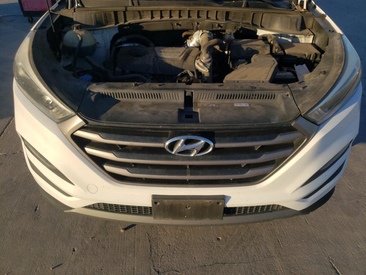 2016 Hyundai Tucson Limited VIN: KM8J33A27GU221137 Lot: 80662204