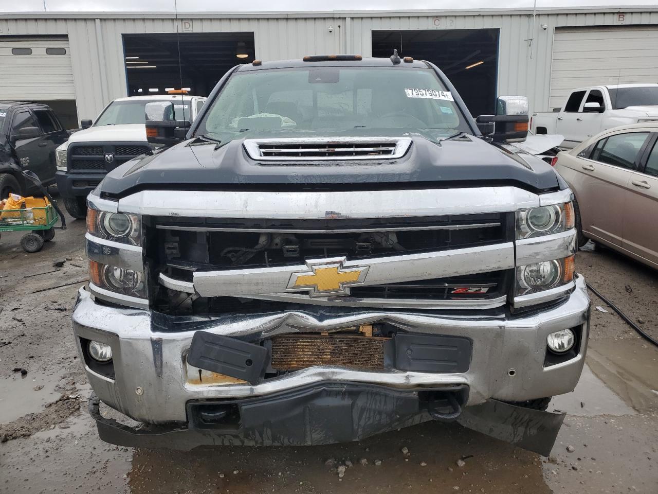 2019 Chevrolet Silverado - Image 5