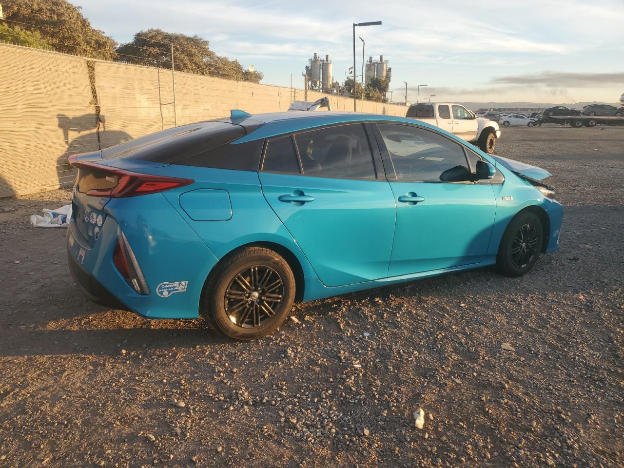 VIN JTDKARFP0H3009600 2017 TOYOTA PRIUS no.3