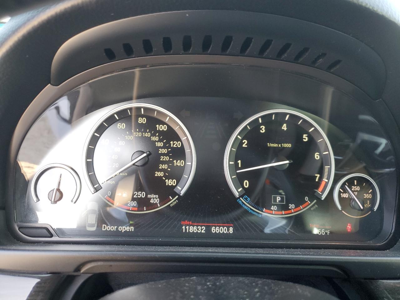 2013 BMW 5er - Image 9