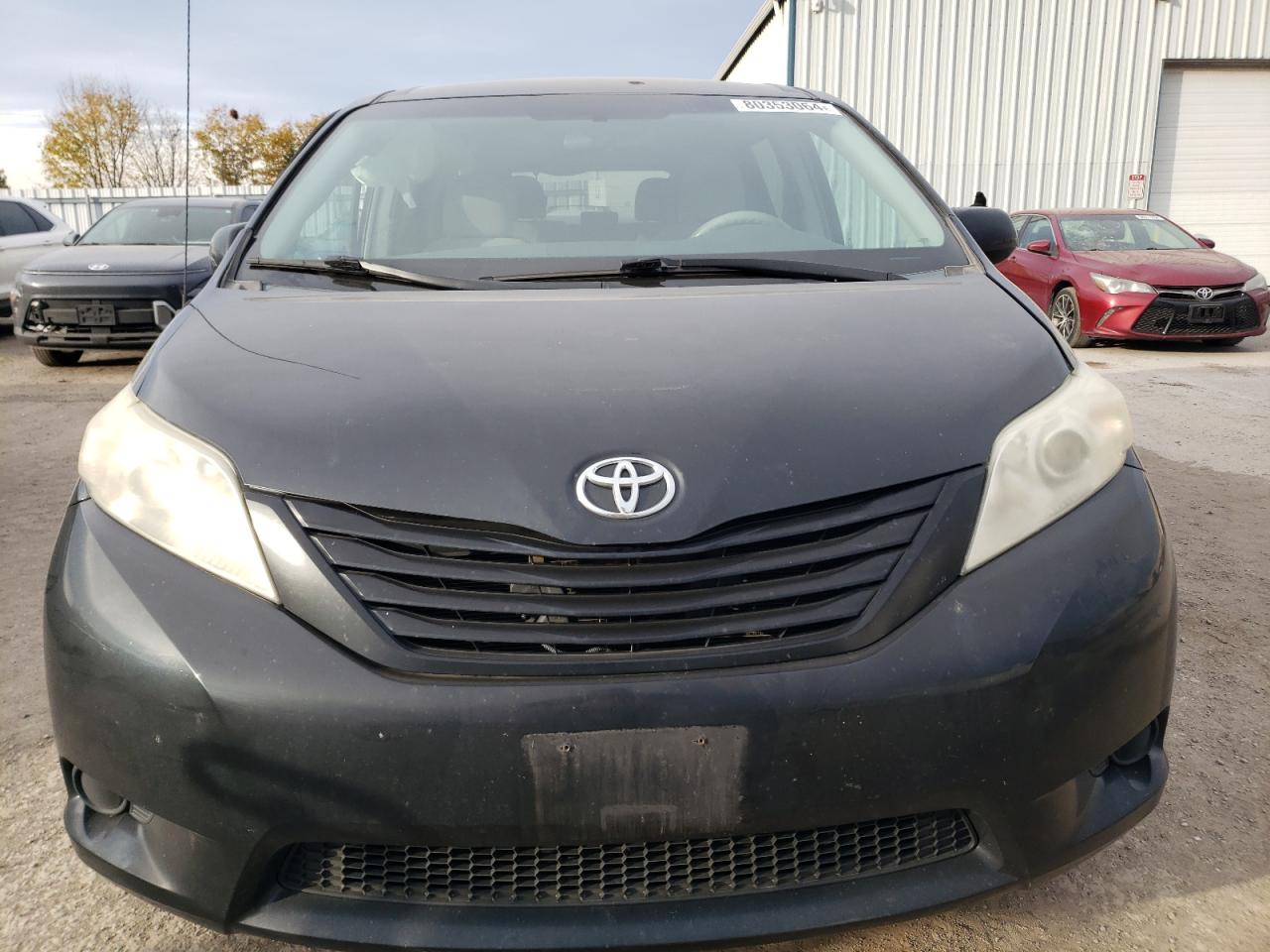 2012 Toyota Sienna - Image 5