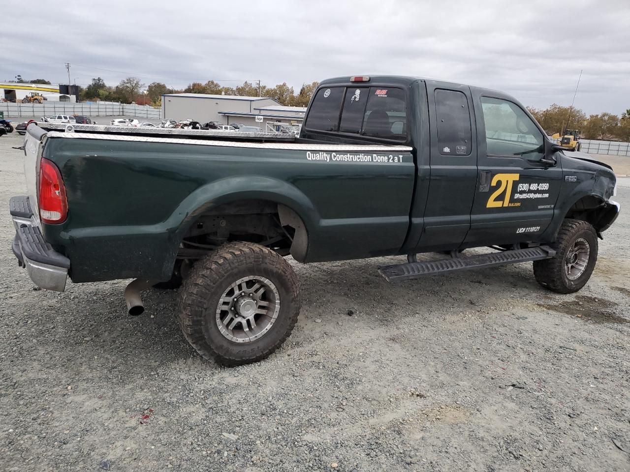 2001 Ford F250 - Image 3