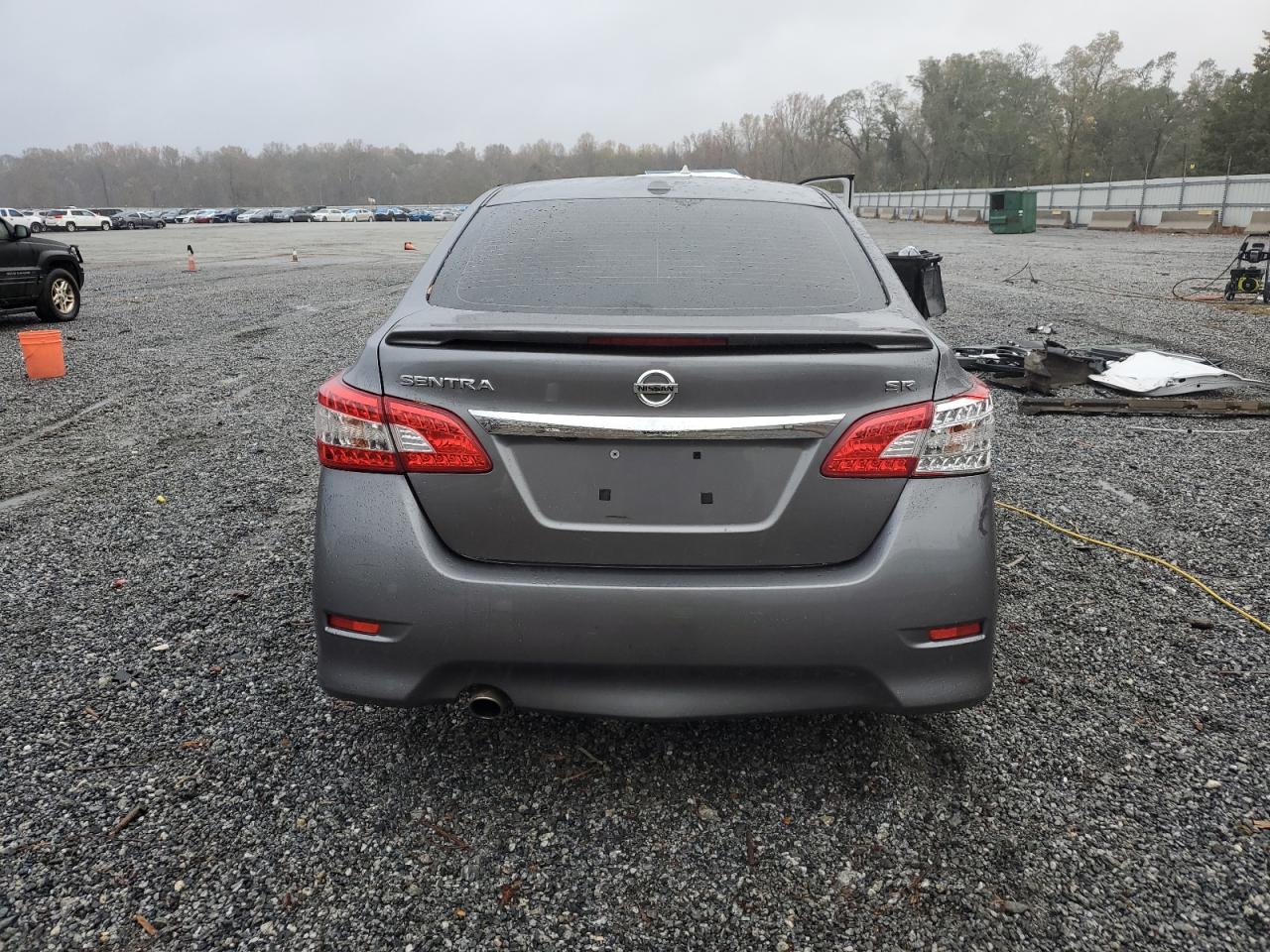 2015 Nissan Sentra - Image 6