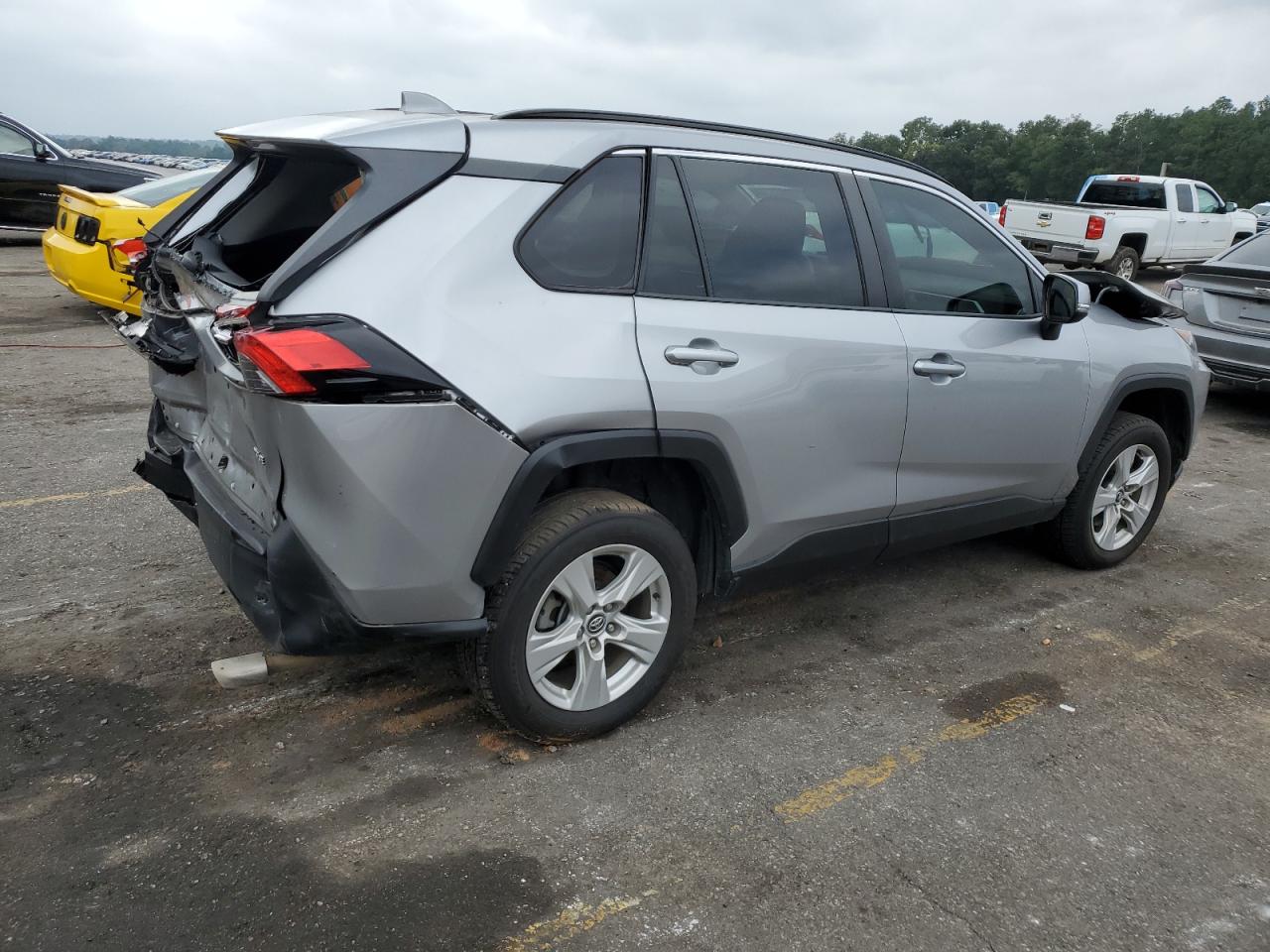 2021 Toyota RAV 4 - Image 3