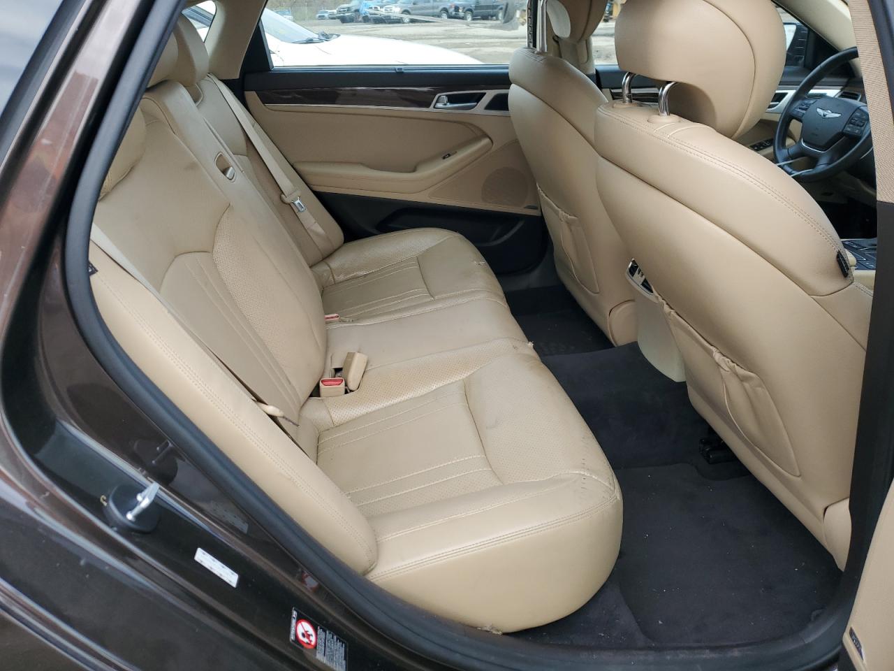 2017 Genesis G80 - Image 10