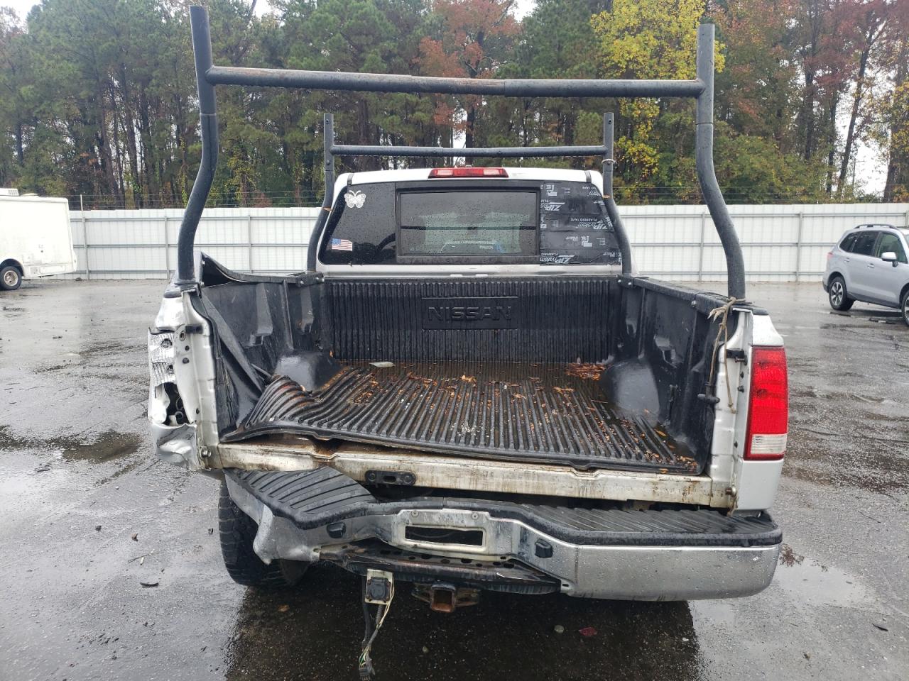 2012 Nissan Titan - Image 6