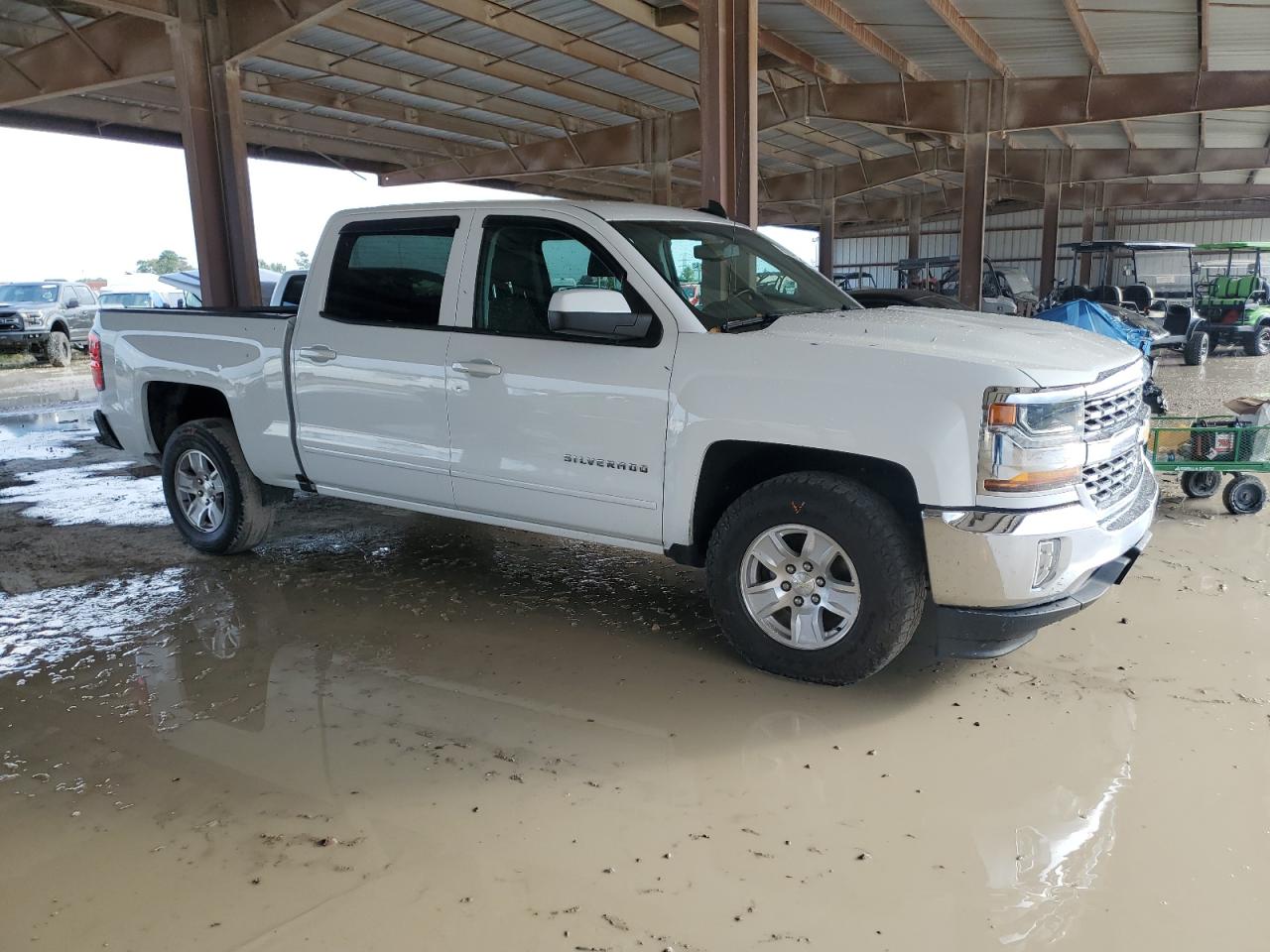 2017 Chevrolet Silverado - Image 4