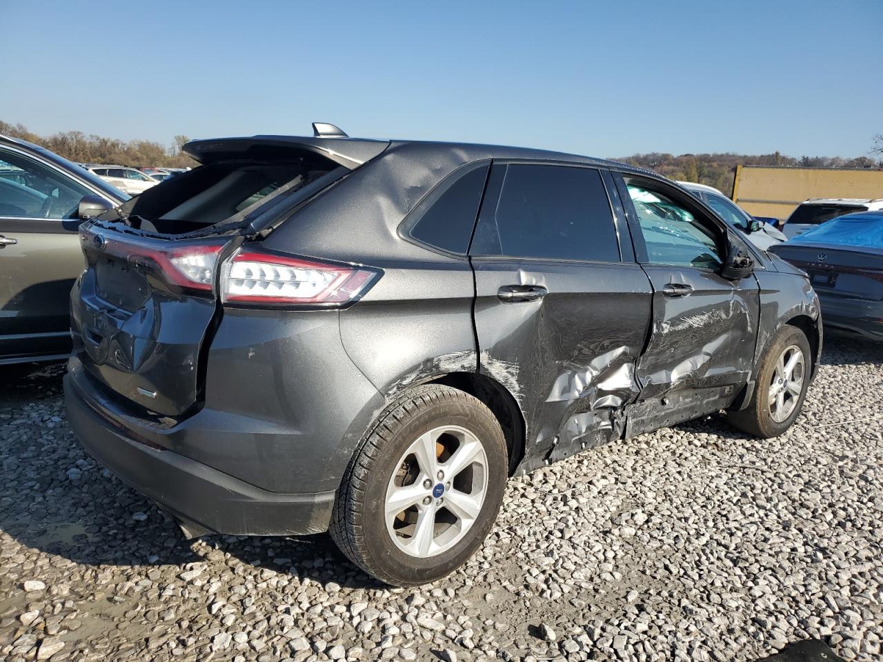 VIN 2FMPK3G99HBB05740 2017 FORD EDGE no.3