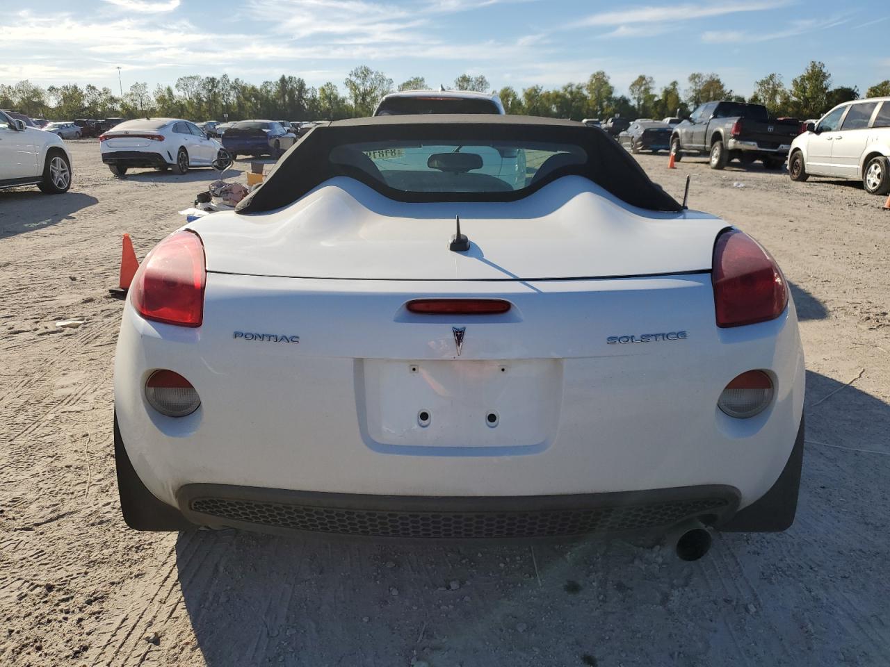 2008 Pontiac Solstice VIN: 1G2MC35B58Y124898 Lot: 81819204