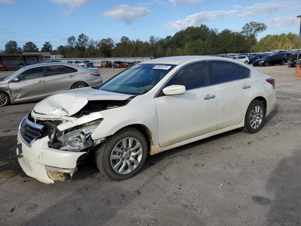 2014 Nissan Altima - Image 1