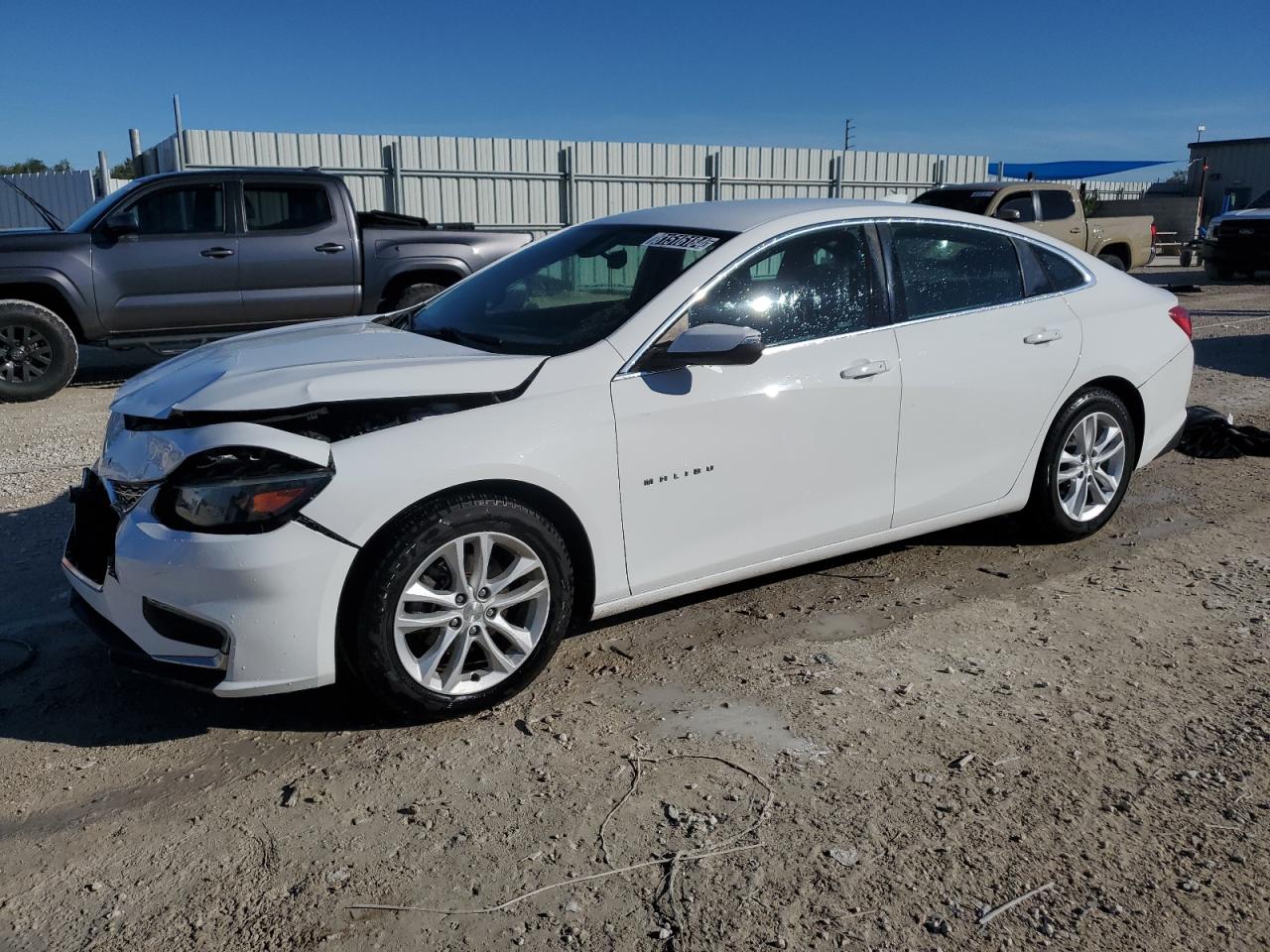 VIN 1G1ZE5ST5HF150040 2017 CHEVROLET MALIBU no.1