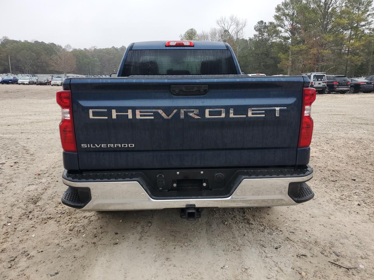 2022 Chevrolet Silverado - Image 6