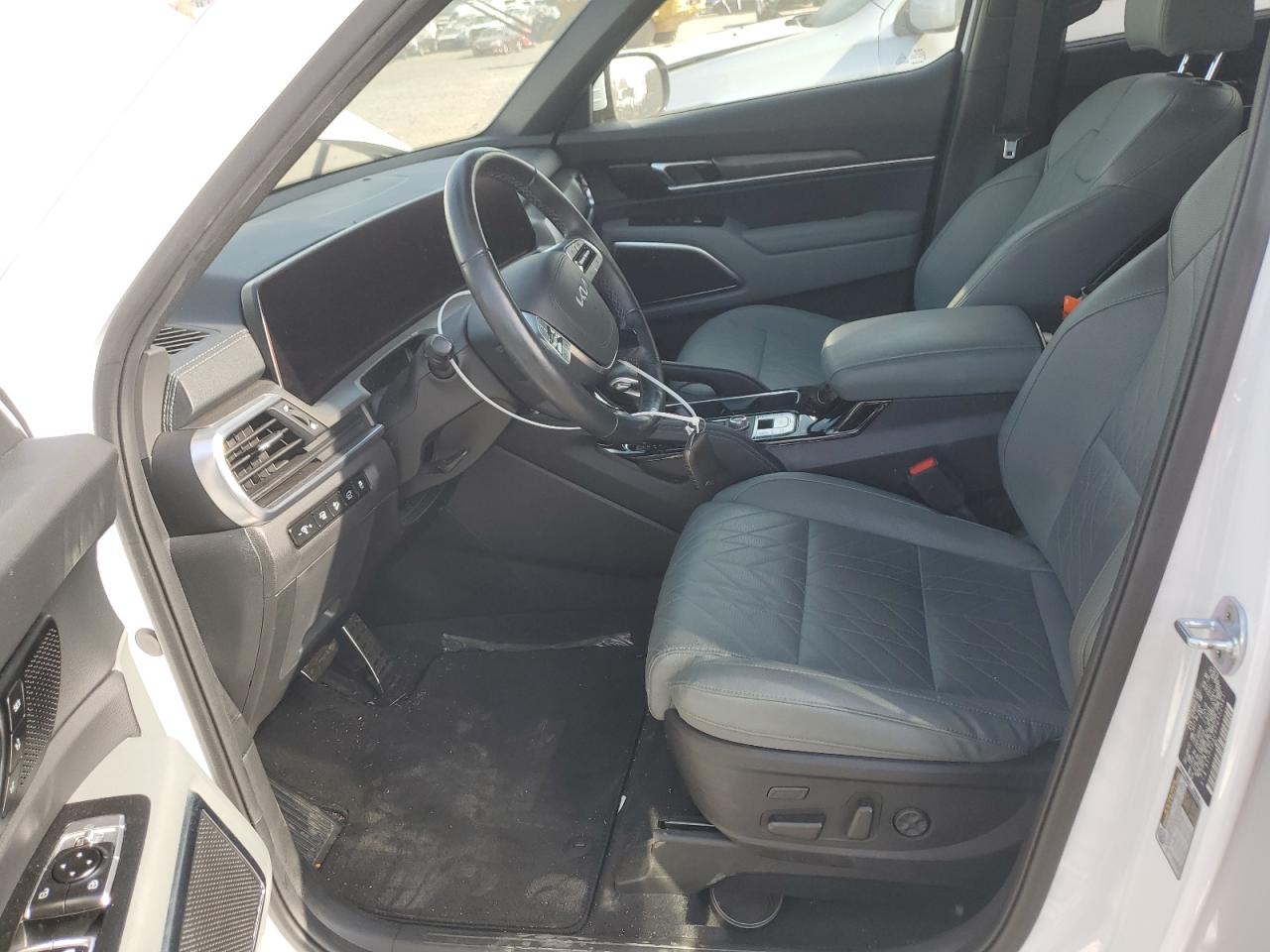 2023 Kia Telluride - Image 7