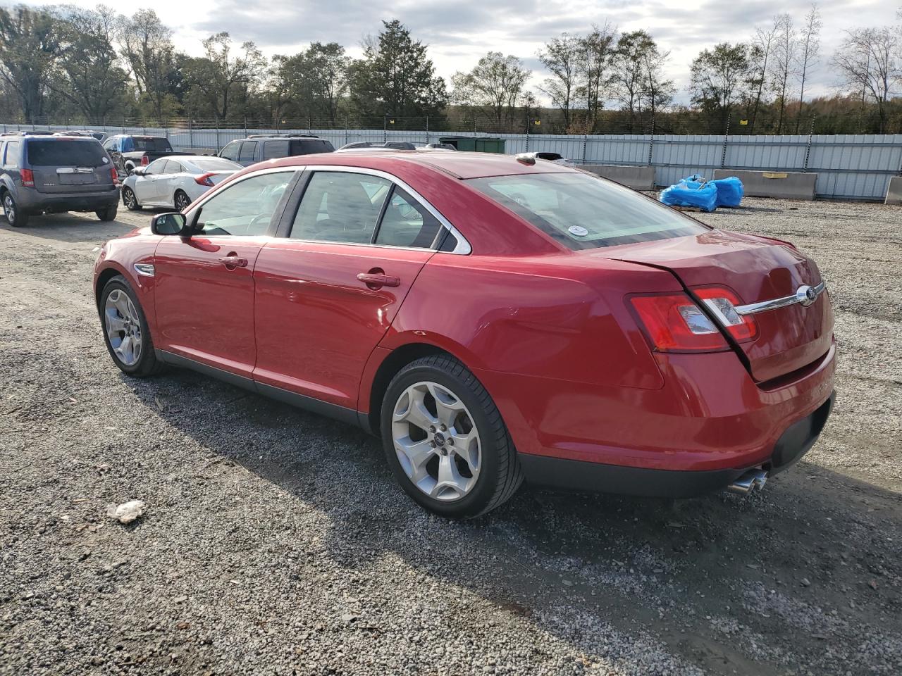 2012 Ford Taurus - Image 2