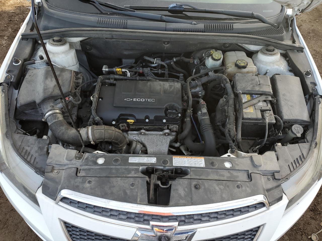 2014 Chevrolet Cruze - Image 11