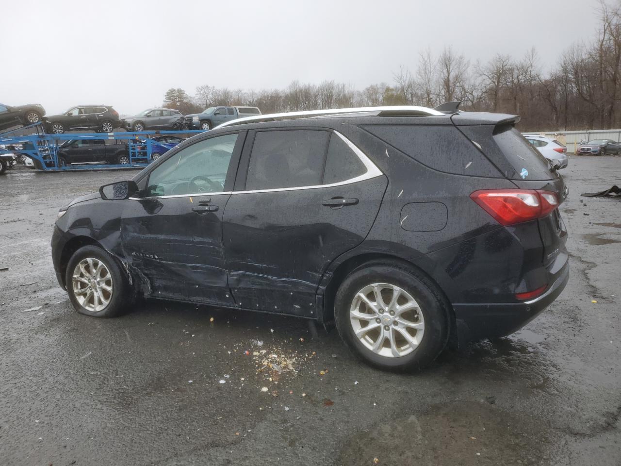 2018 Chevrolet Equinox - Image 2