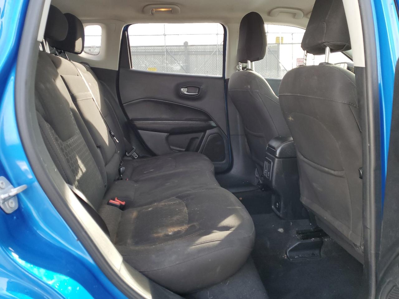 2018 Jeep Compass - Image 11