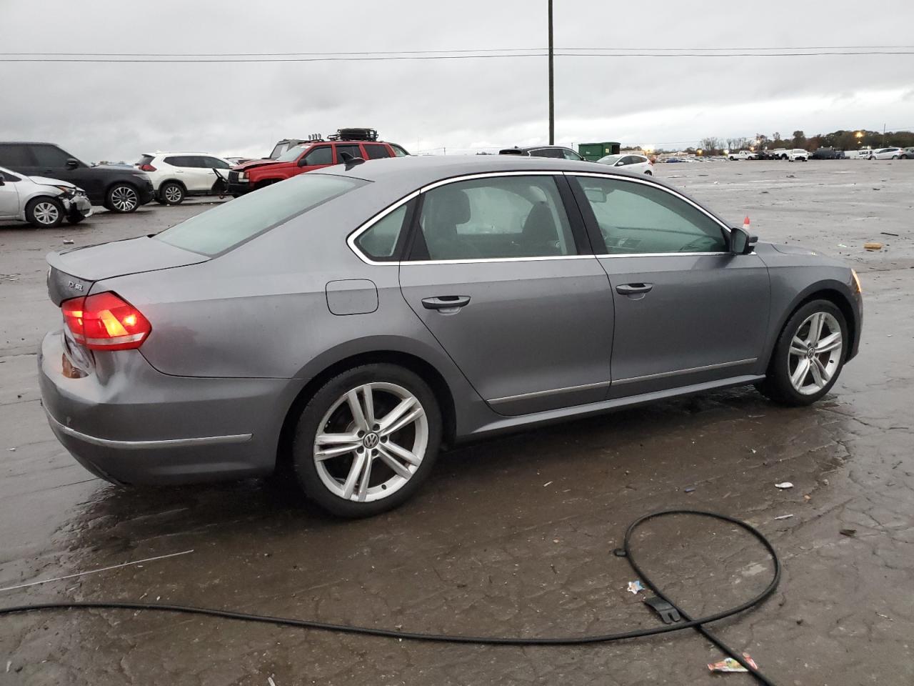 2013 Volkswagen Passat Sel VIN: 1VWCN7A32DC027427 Lot: 81296064