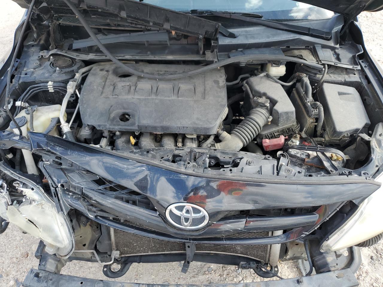 2012 Toyota Corolla - Image 11