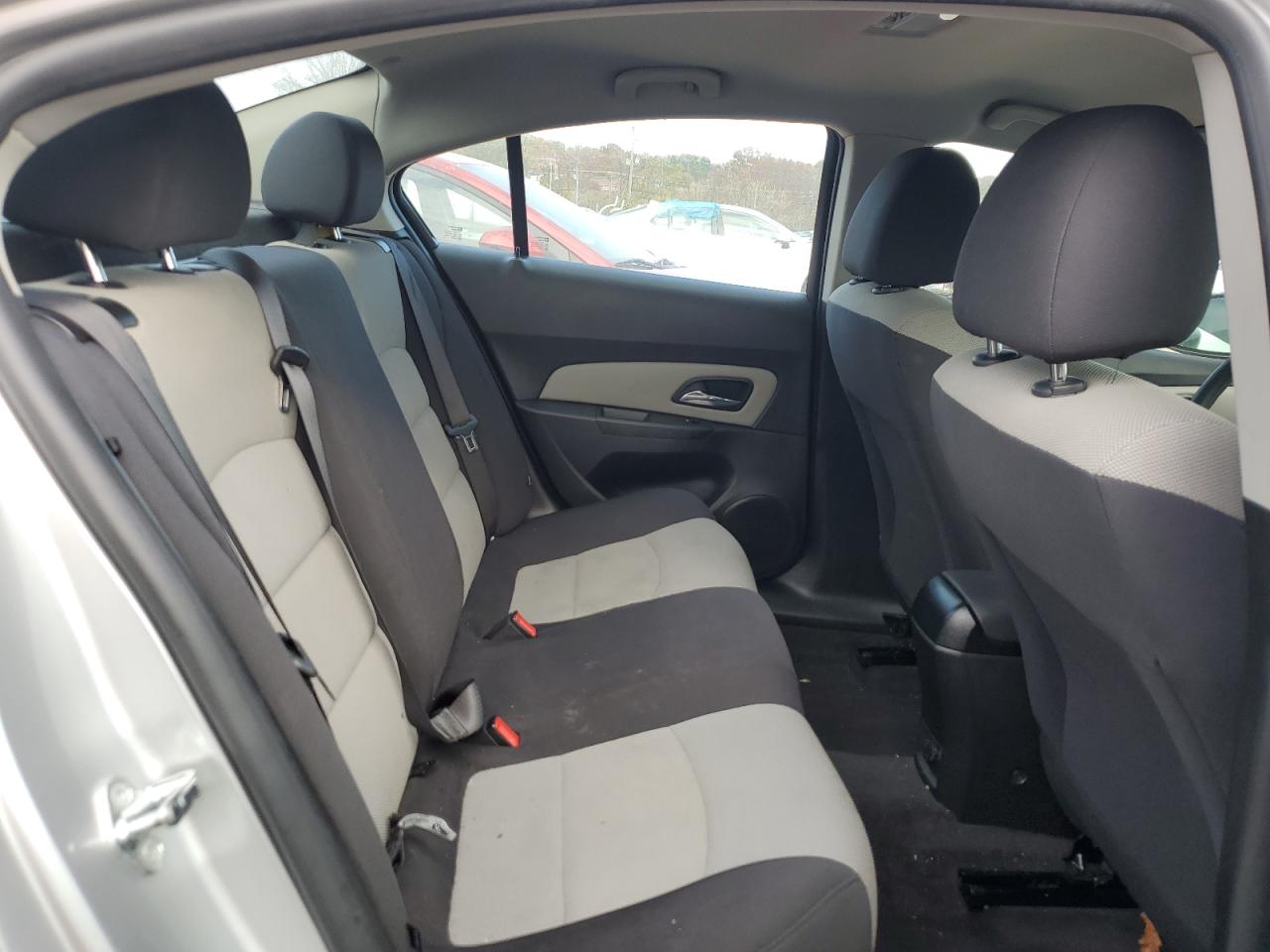 2016 Chevrolet Cruze - Image 10
