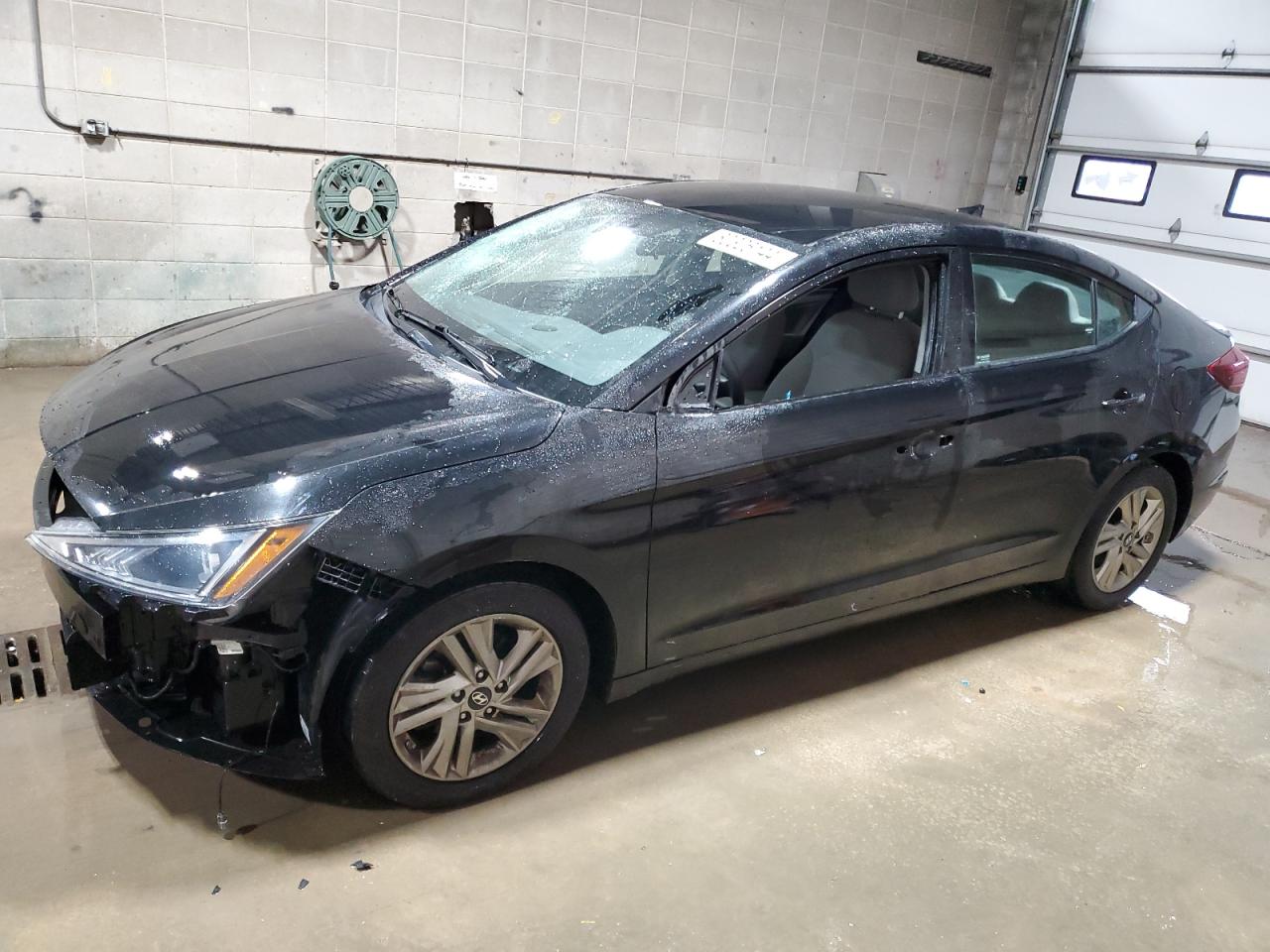 2019 Hyundai Elantra - Image 1