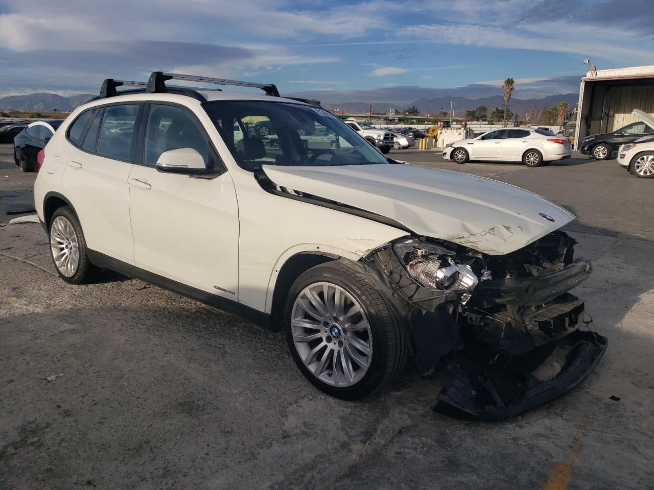 VIN WBAVM1C58EVW49589 2014 BMW X1 no.4