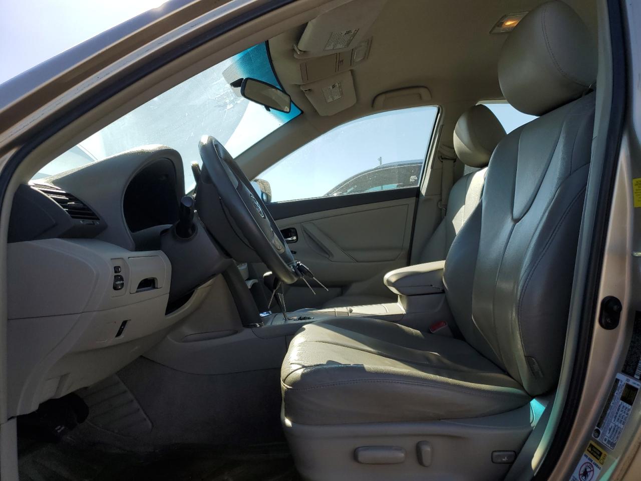 2011 Toyota Camry - Image 7